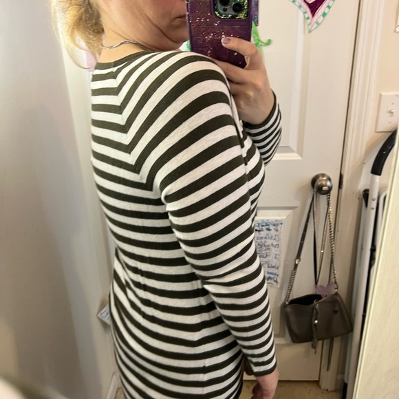 MICHAEL KHORS OLIVE GREEN WHITE STRIPE S SMALL EUC TOP SHIRT LONG - Picture 12 of 15